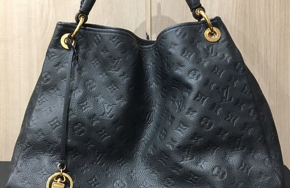 ルイヴィトン 買取 渋谷区 アーツィ｜おたからや渋谷並木橋明治通り店｜渋谷駅新南口徒歩1分